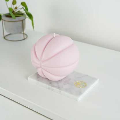 Ballon Rose (11cm) + socle marbre.